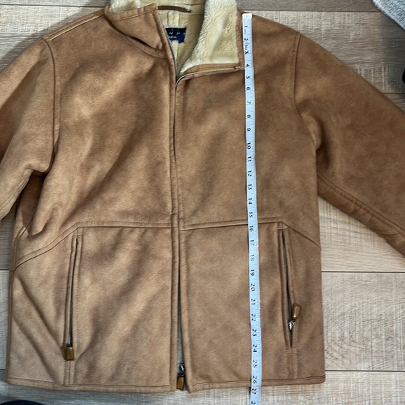 Haupt Outerwear made in Germany camel and shearling zip up inner outer pocket - Picture 14 of 15